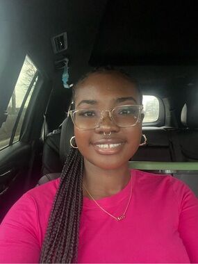 Meet your Posher, Serena